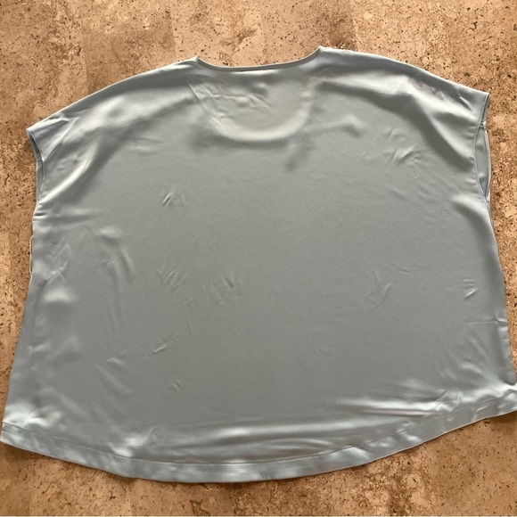 Nordstrom light blue silky dolman top Sz S - Picture 4 of 7